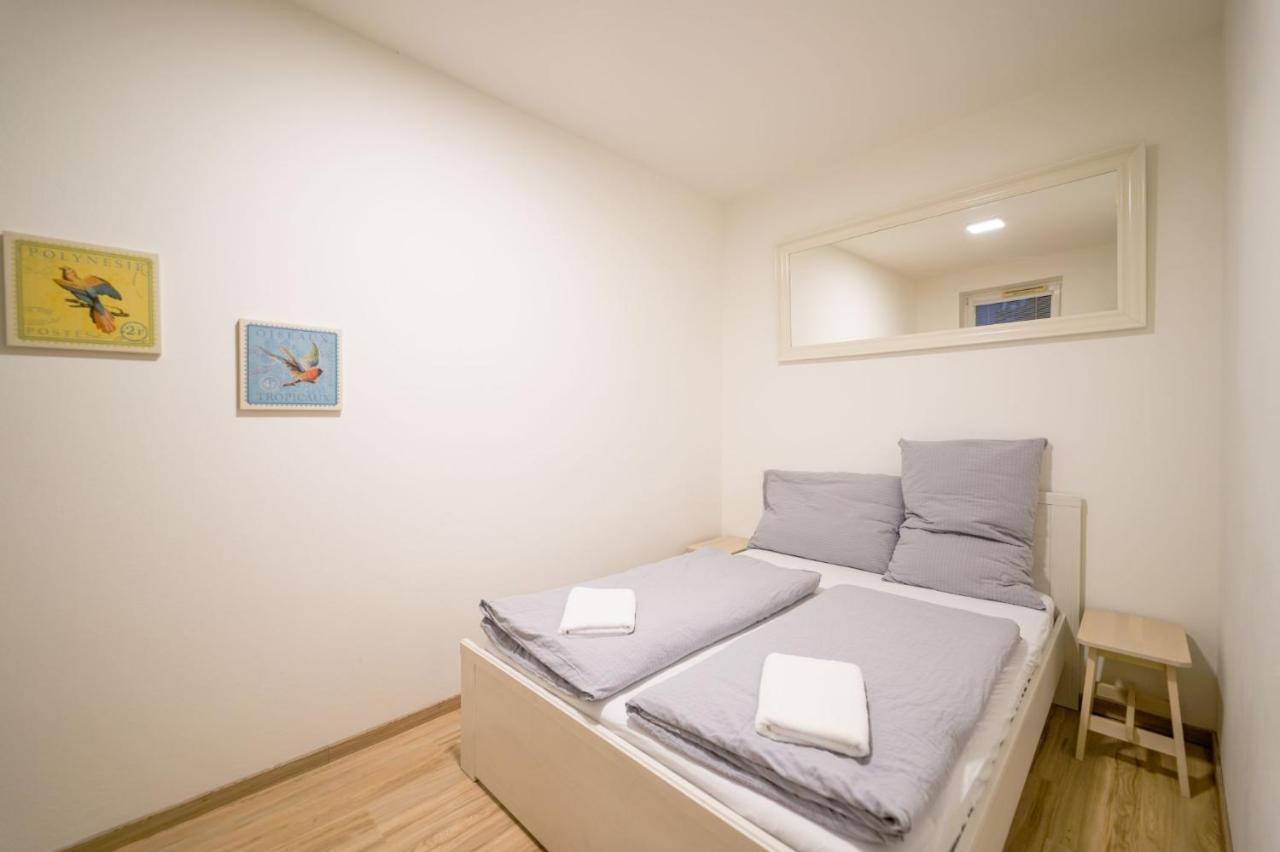 Vesna Convenient Apartment Братислава Экстерьер фото