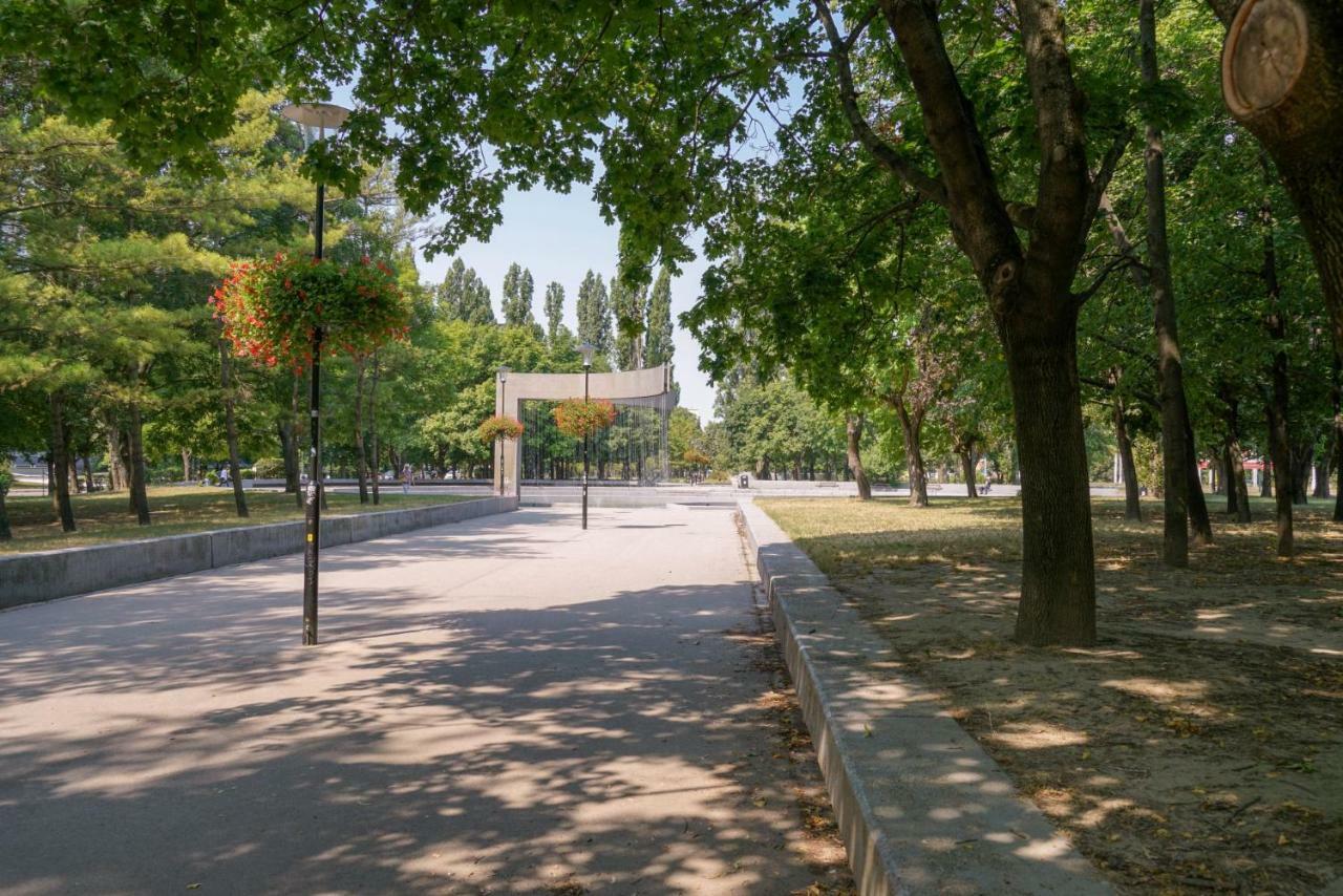 Vesna Convenient Apartment Братислава Экстерьер фото
